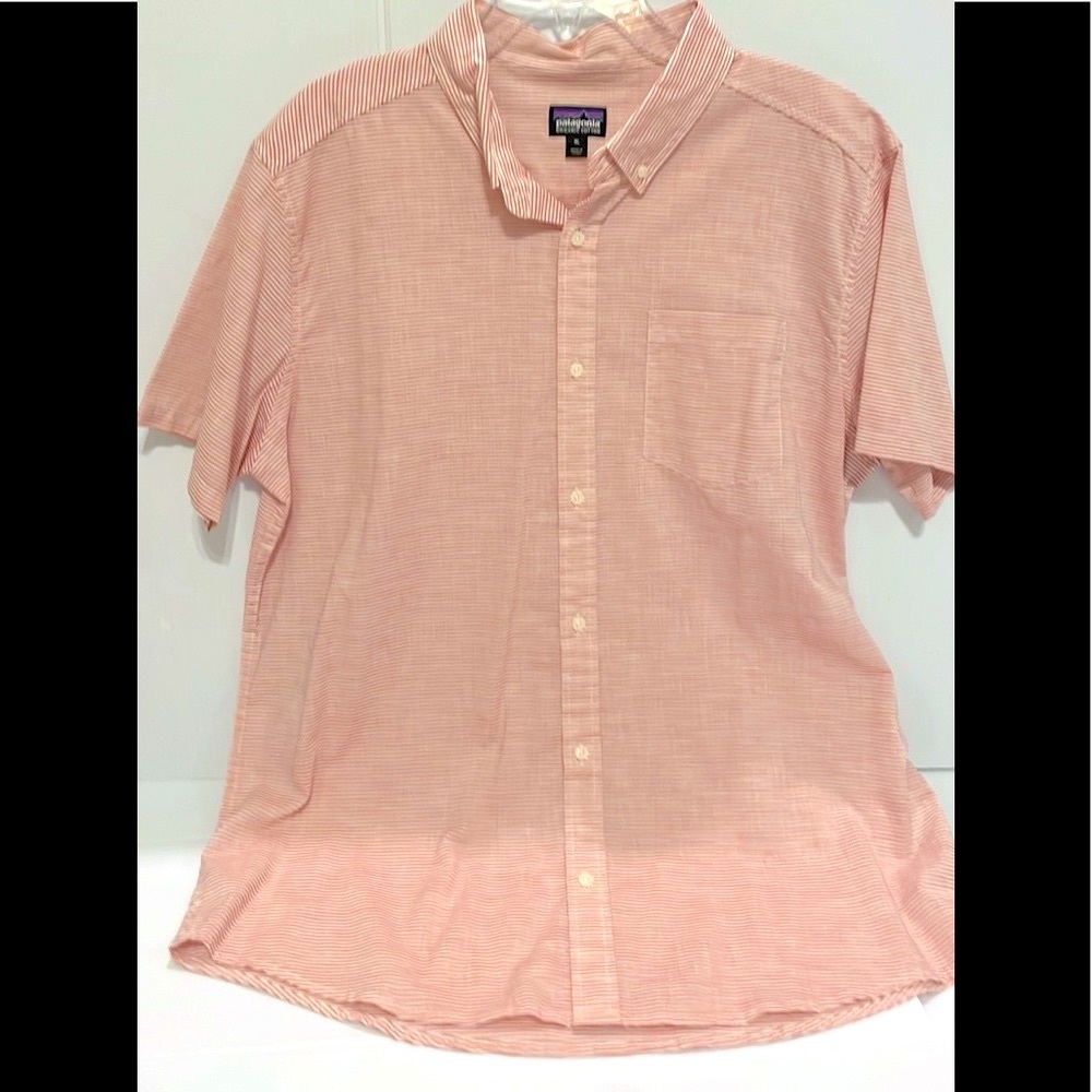NWOT Patagonia Mens Short Sleeve Shirt / Organic cotton / one pocket Size XL